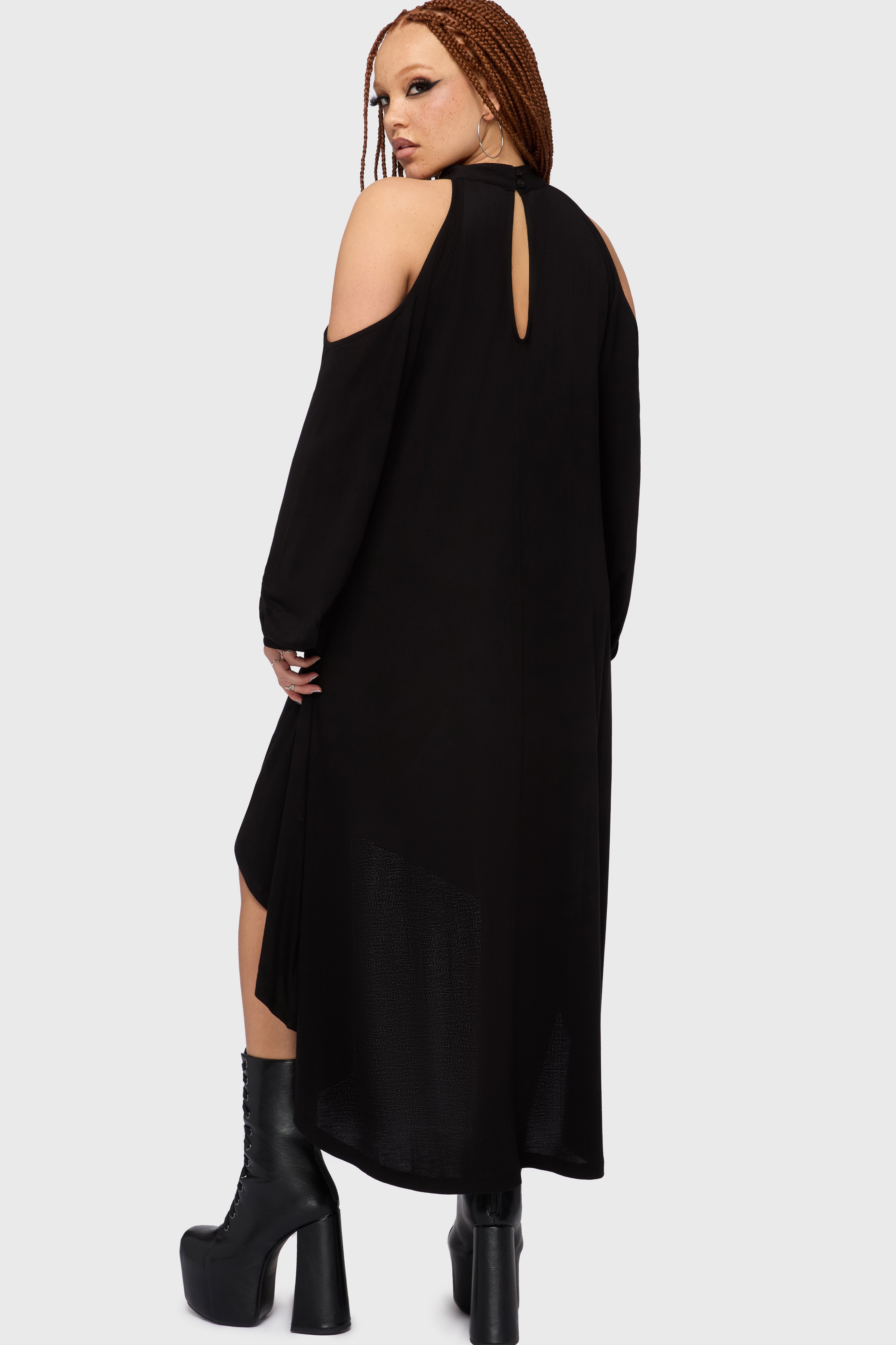Kihilist Obsidienne Cold Shoulder Dress